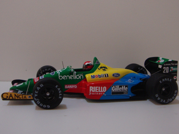 Benetton Ford B-188 1988 T.Boutsen Nº20