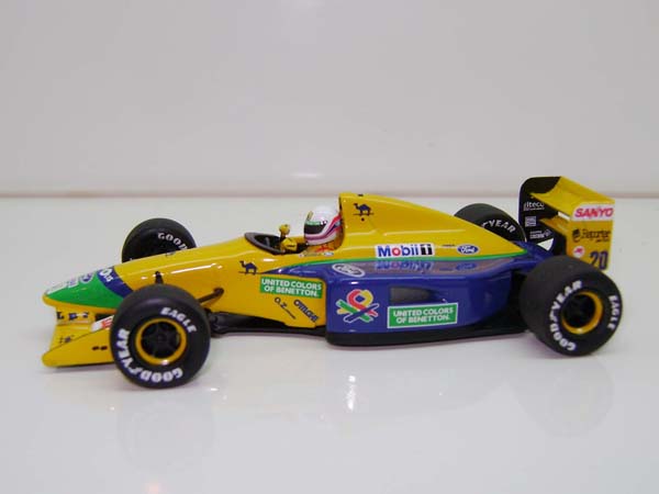 Benetton B-186 1986 G.Berger Nº20
