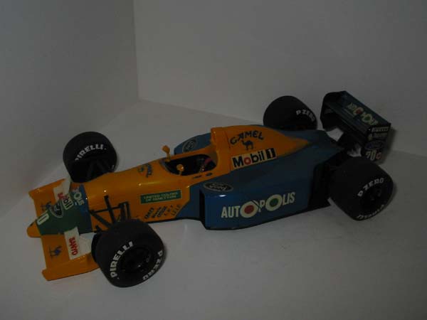 BenettonRenault-Test 2002 J.Button Nº15