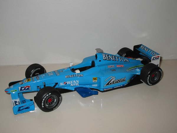 Benetton-B-200 G.Fisichella 2000 Nº11