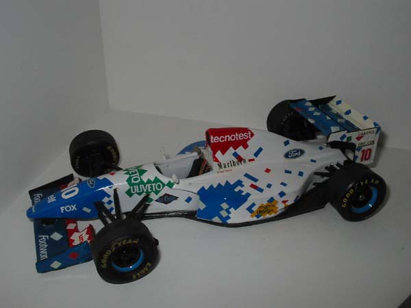Footwork FA-15 1994 A.Suzuki Nº10