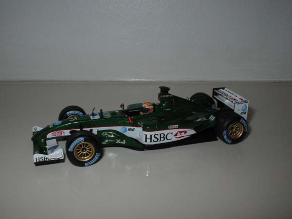 Jaguar 2004 A.Pizzonia Nº15