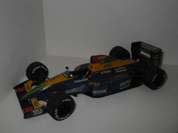 Larrousse LOLA-91 1991 A.Suzuki Nº30