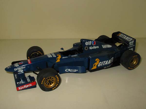 Ligier JS-41 1995 A.Suzuki Nº25