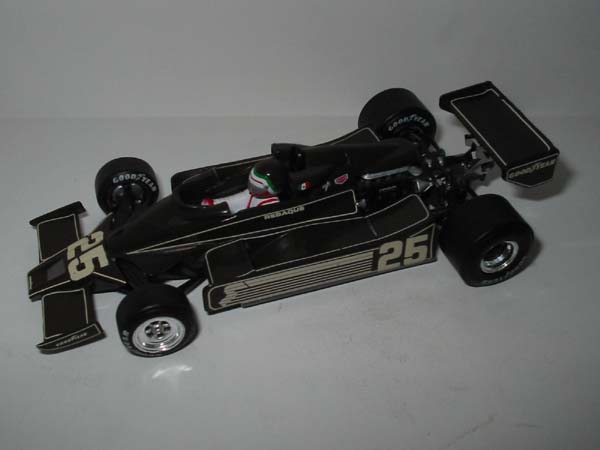 Lotus T-78 J.P.S 1978 H.Rebaque Nº25