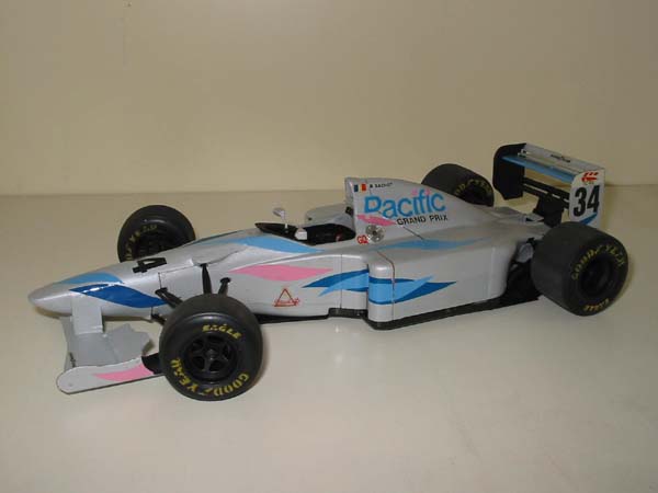 Pacific Ilmor PR-01 1994 B.Gachot Nº34