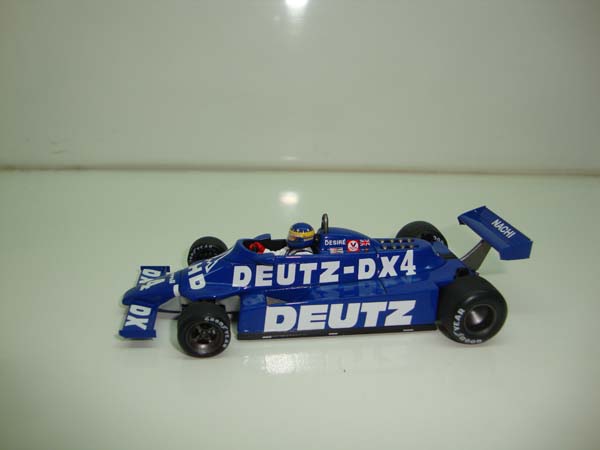 Tyrell-Yamaha 023 1995 M.Salo Nº4