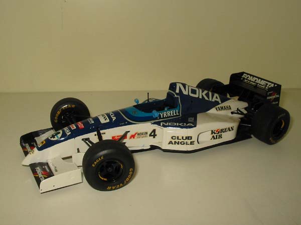 Tyrell-Yamaha 023 1995 M.Salo Nº4