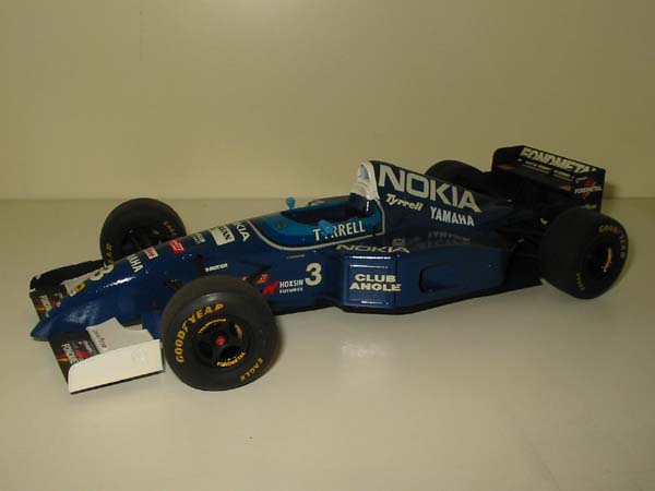 Tyrell-Yamaha 023 1995 U.Katayama Nº3